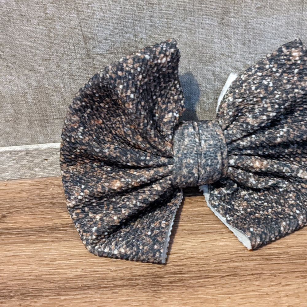 Bows - Picture 3 of 10